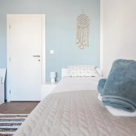 Blue Anchor Daire Zadar