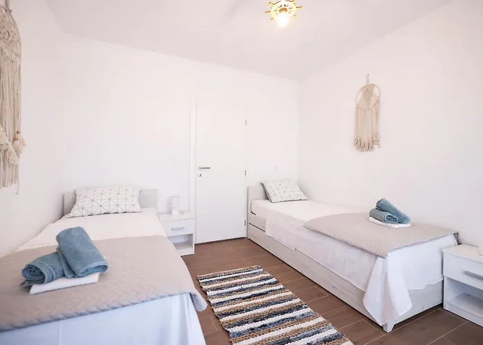 Апартаменты Blue Anchor